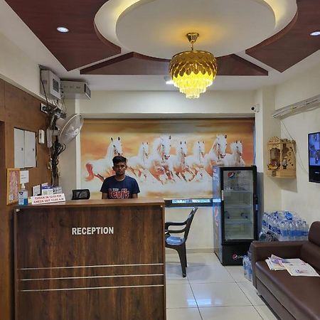 Hotel Shreeji'S Gandhinagar Luaran gambar